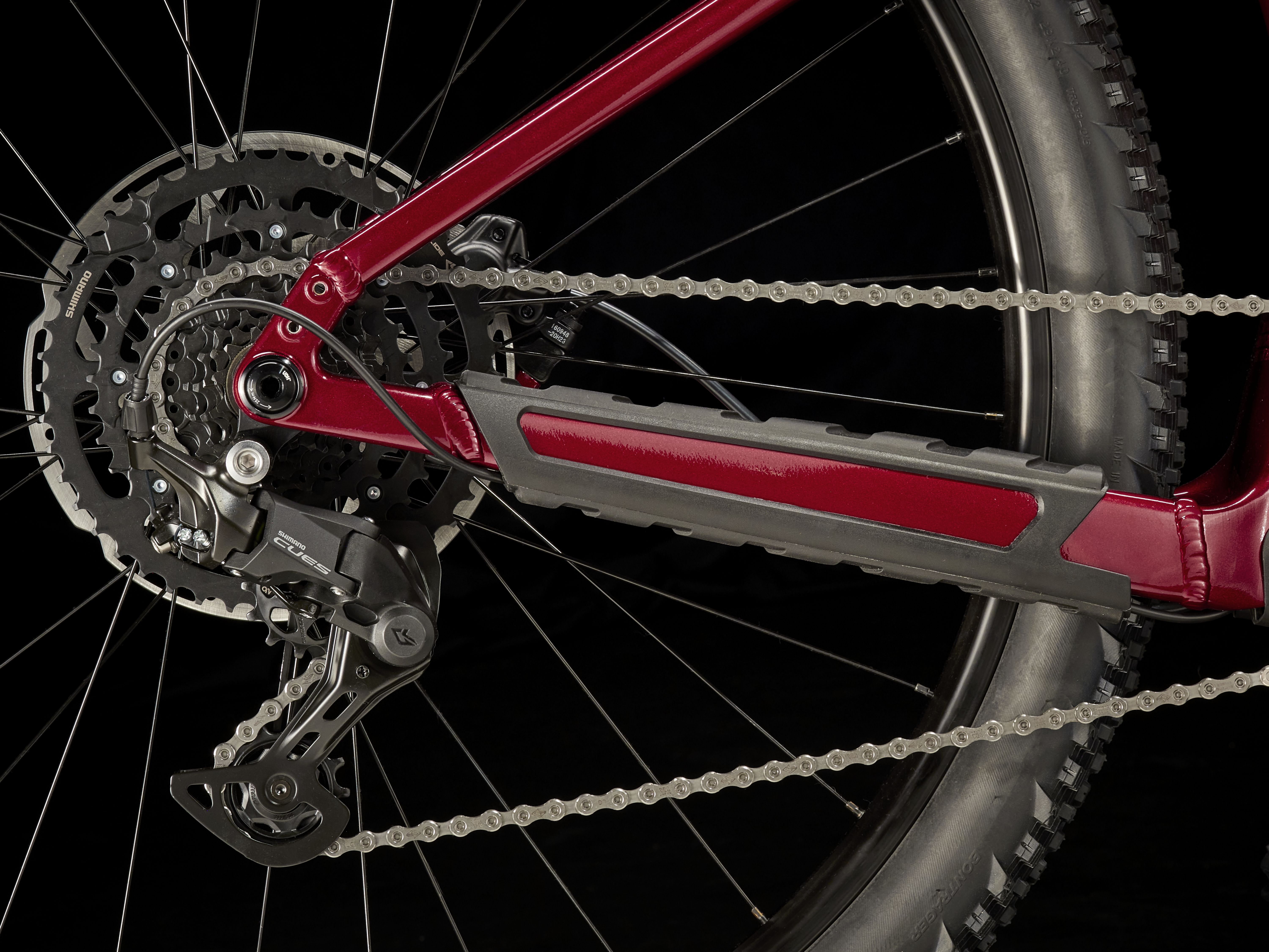 Trek Marlin+ 6 EU L 29 Crimson Produktbild 8