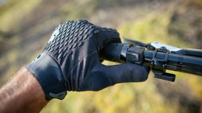 Trek Rail+ 5 EU S Viper Red Produktbild 3