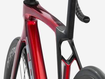 Trek Madone SL 6 M Gloss Fury Red/Matte Deep Smoke Produktbild 3