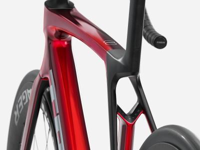 Trek Madone SL 7 M Gloss Fury Red/Matte Deep Smoke Produktbild 3